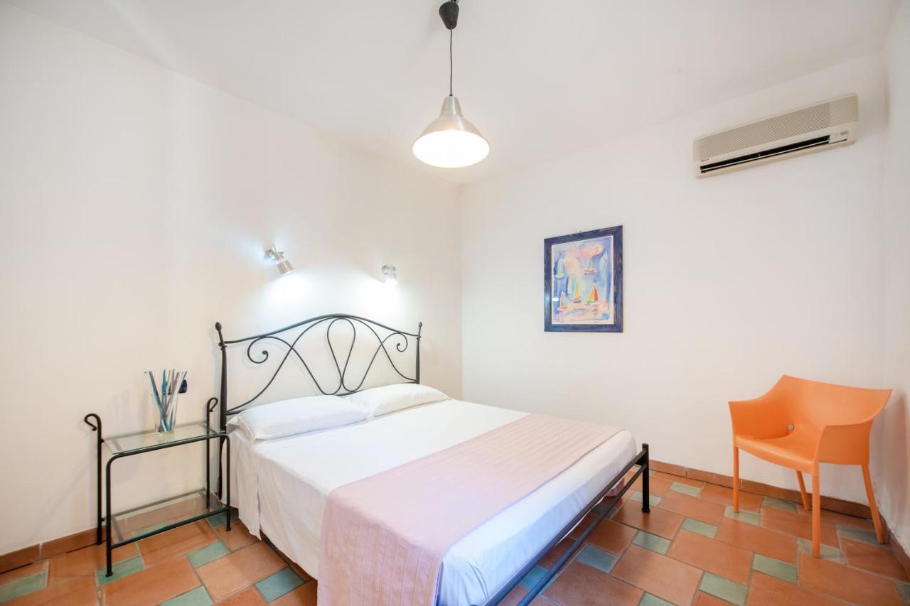 Le Grand Bleu - Gioia Apartments Procida Exterior photo