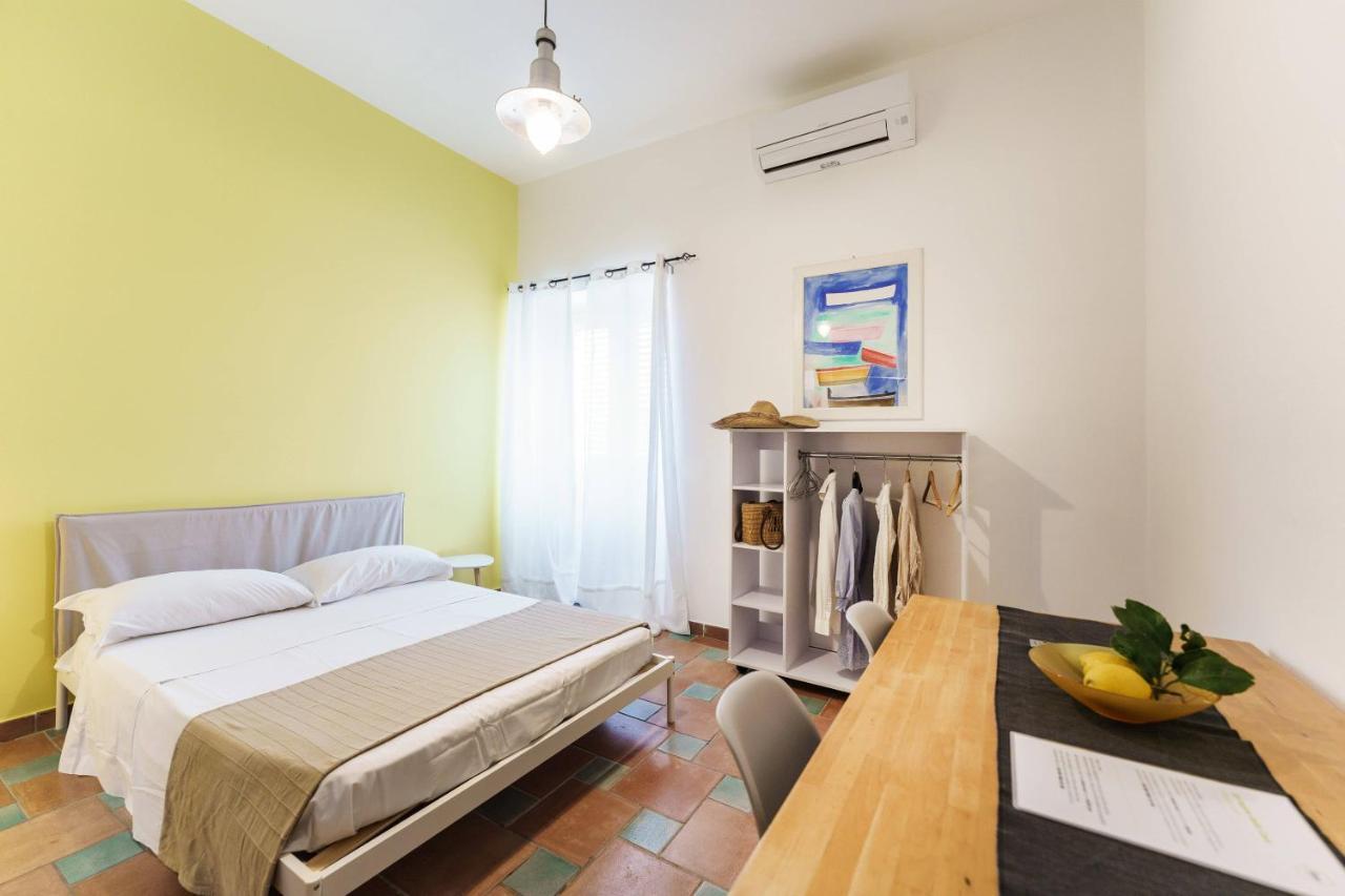 Le Grand Bleu - Gioia Apartments Procida Exterior photo