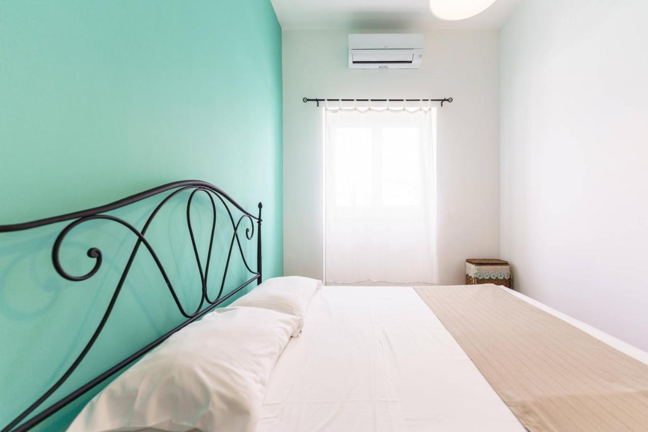 Le Grand Bleu - Gioia Apartments Procida Exterior photo