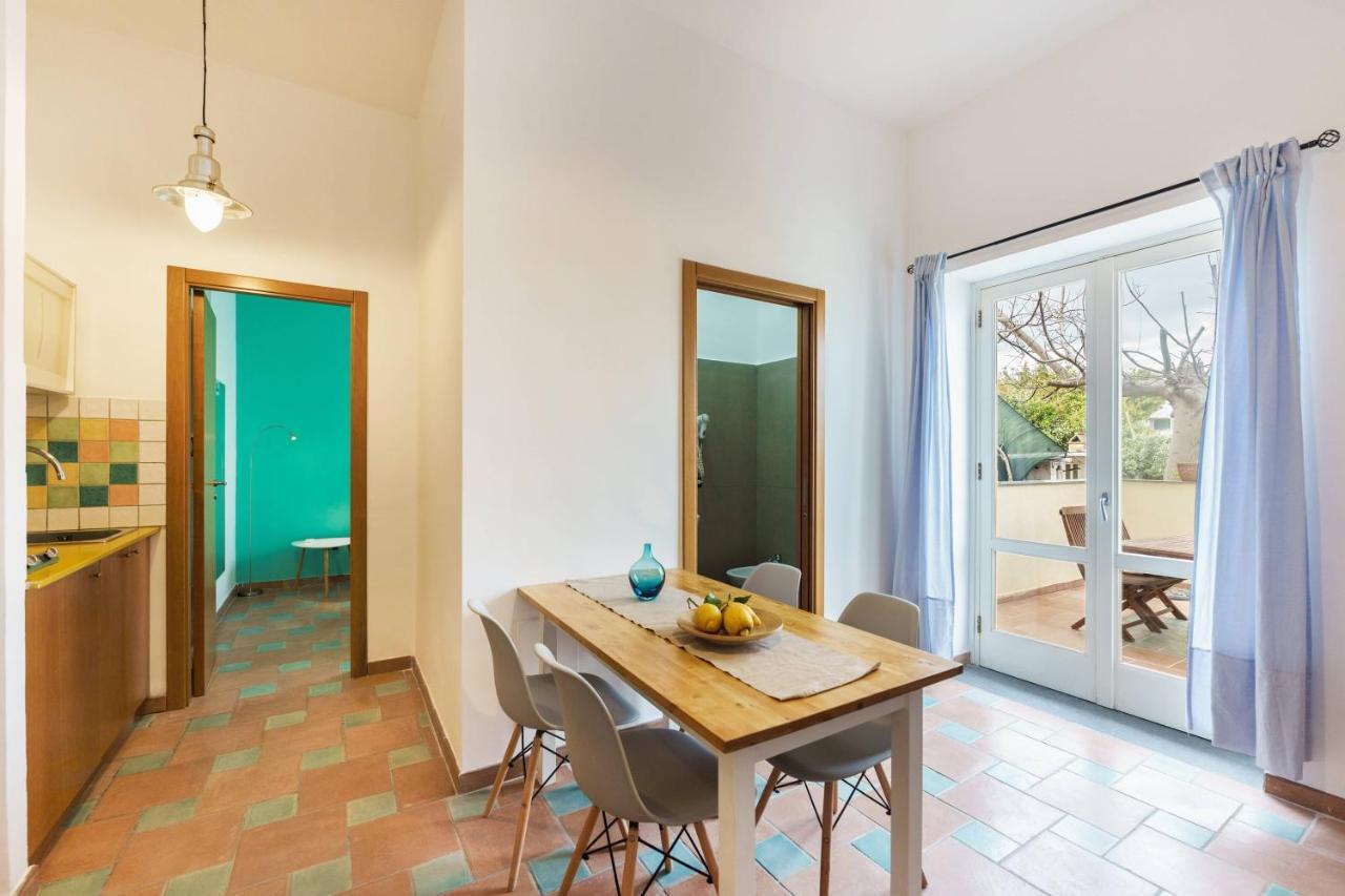 Le Grand Bleu - Gioia Apartments Procida Exterior photo